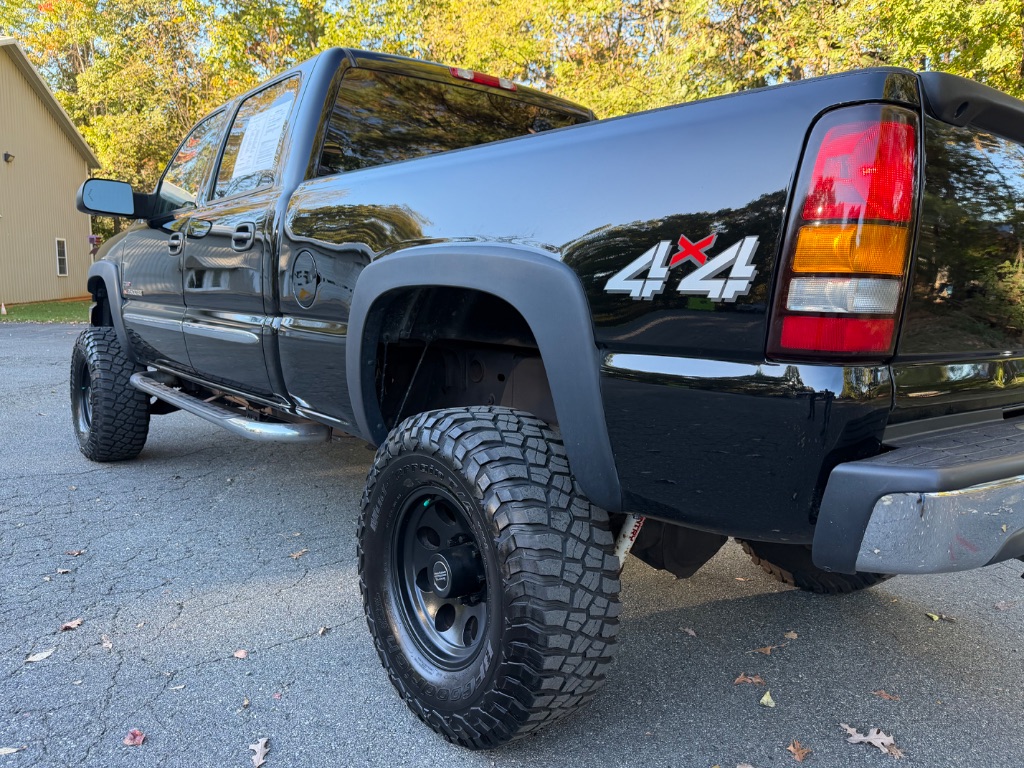 2005 GMC Sierra - $26,601