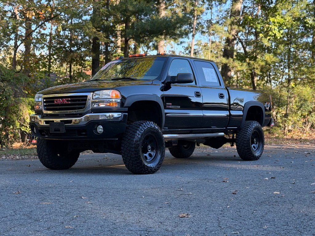 2005 GMC Sierra - $26,601