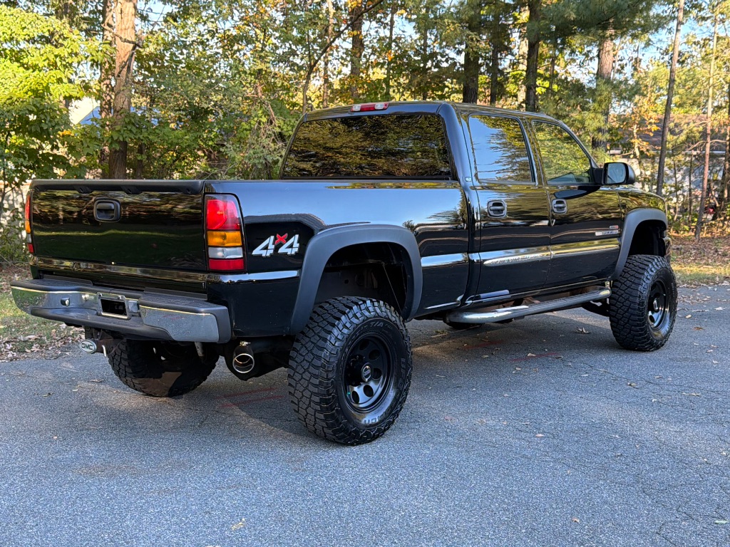 2005 GMC Sierra - $26,601