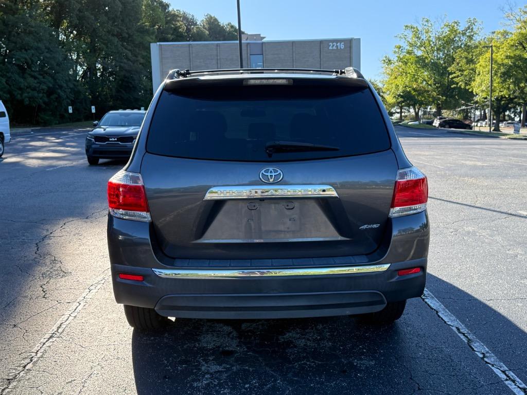 2013 Toyota Highlander - $11,997