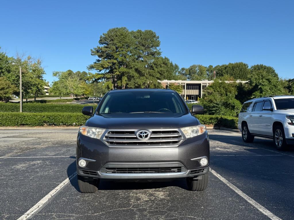 2013 Toyota Highlander - $11,997