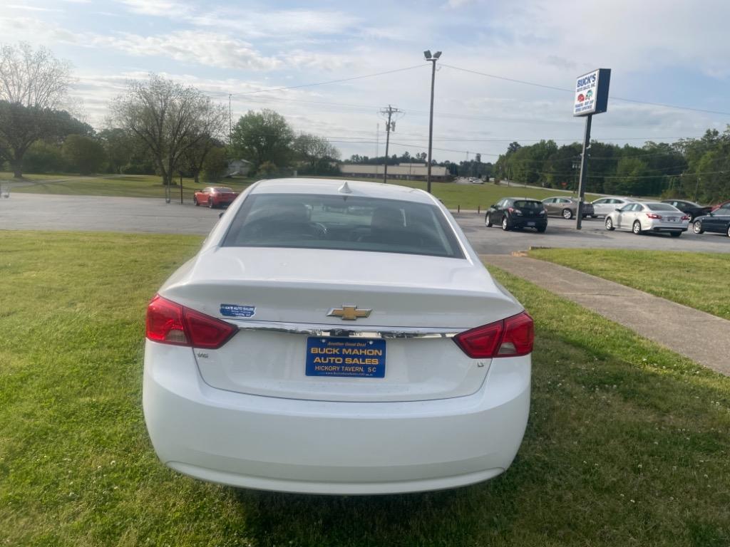 2016 Chevrolet Impala LT photo