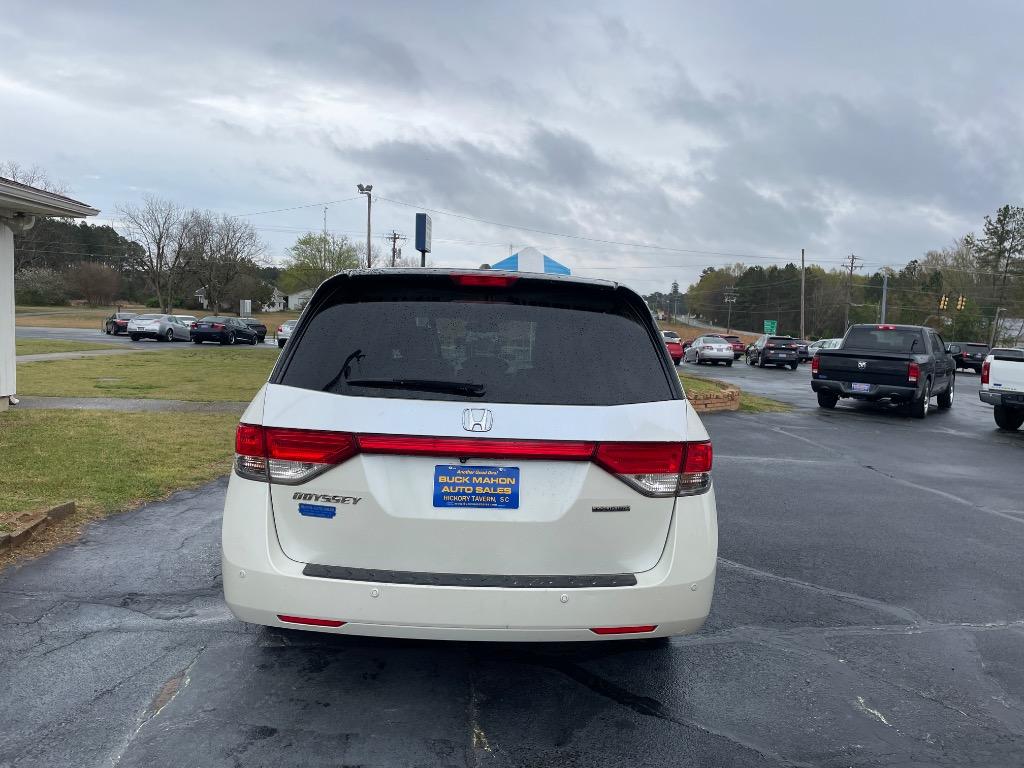 2014 Honda Odyssey Touring photo