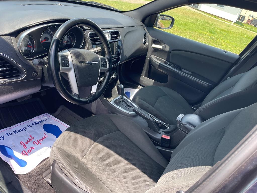 2012 Chrysler 200 Touring photo