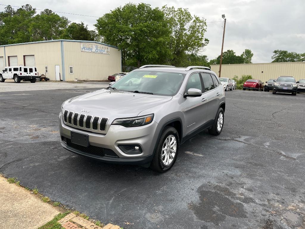 2019 Jeep Cherokee Latitude photo