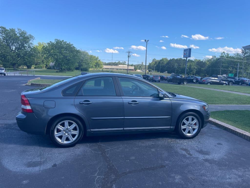 2007 Volvo S40 2.4i photo