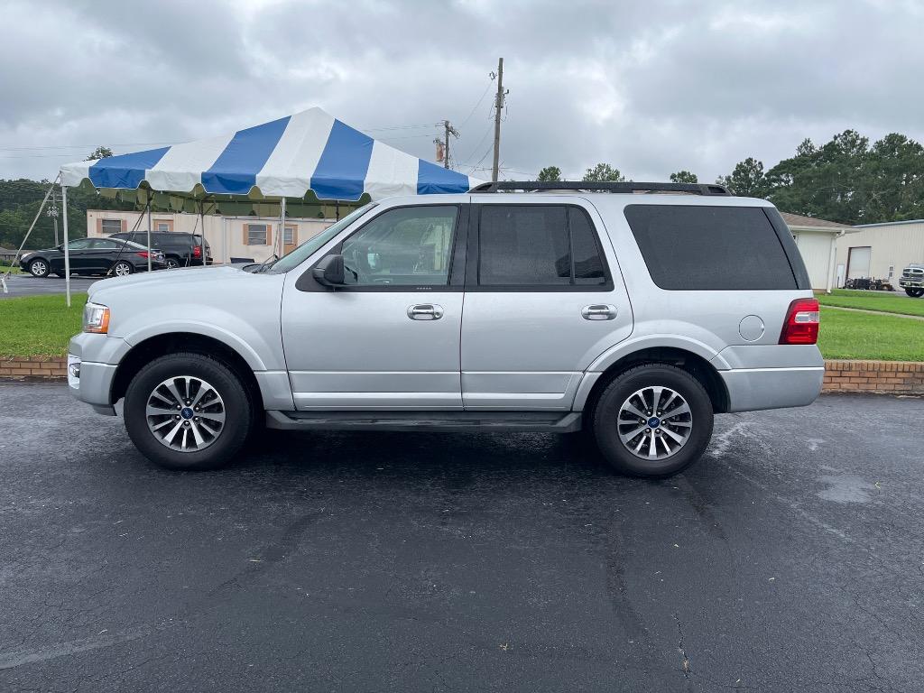 2016 Ford Expedition - $10,995