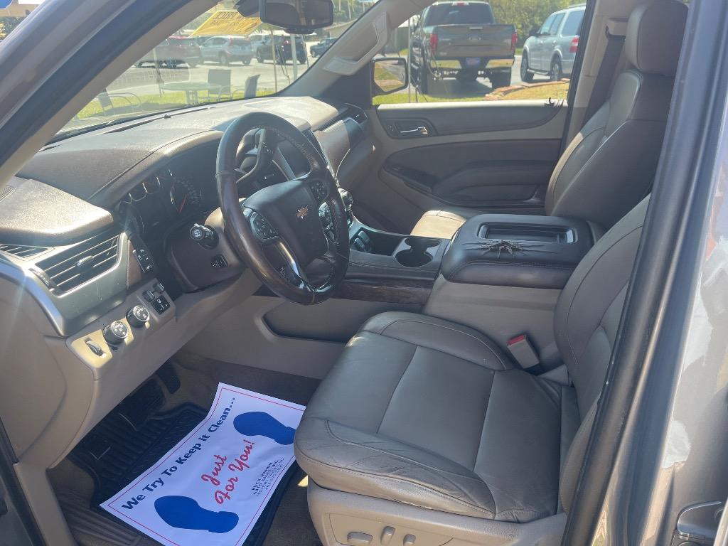 2018 Chevrolet Suburban - $19,995