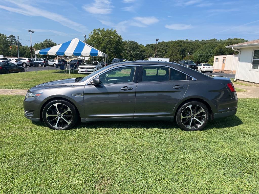 2016 Ford Taurus - $15,995