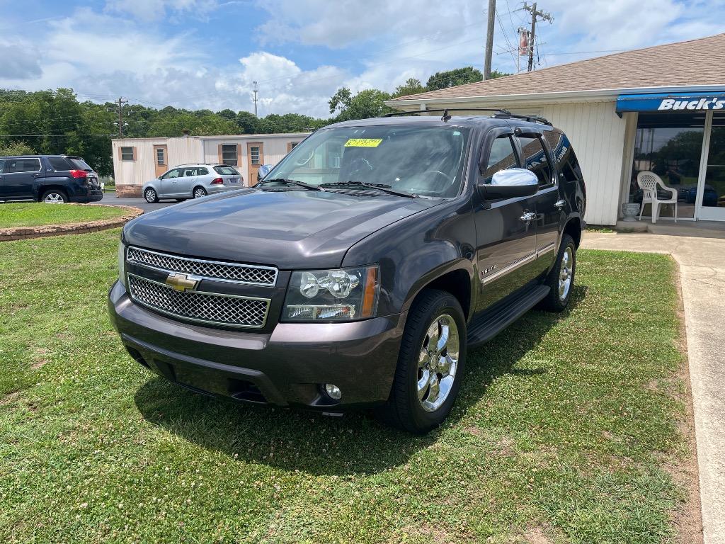 2010 Chevrolet Tahoe - $13,995