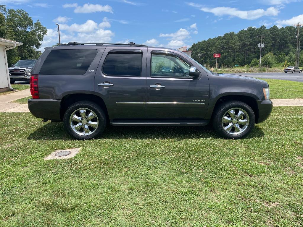 2010 Chevrolet Tahoe - $13,995