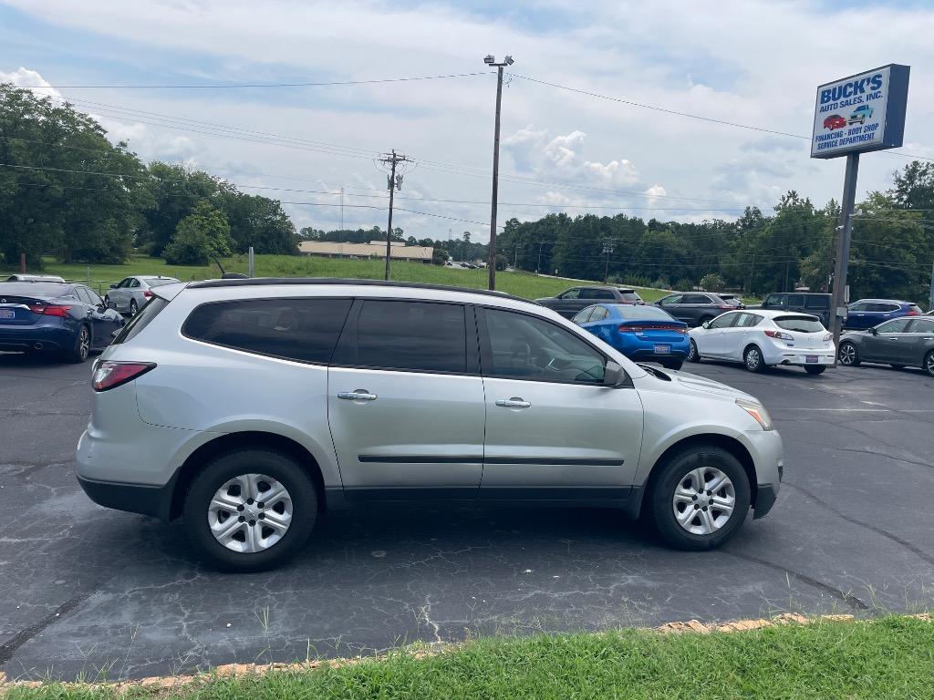 2017 Chevrolet Traverse - $12,995