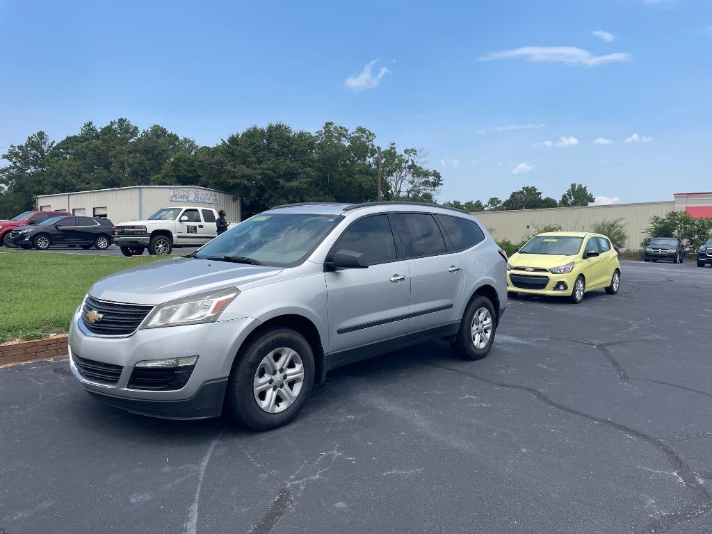 2017 Chevrolet Traverse - $12,995
