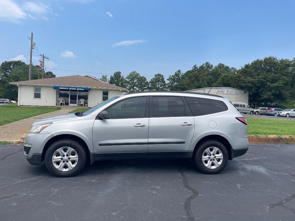 2017 Chevrolet Traverse - $12,995