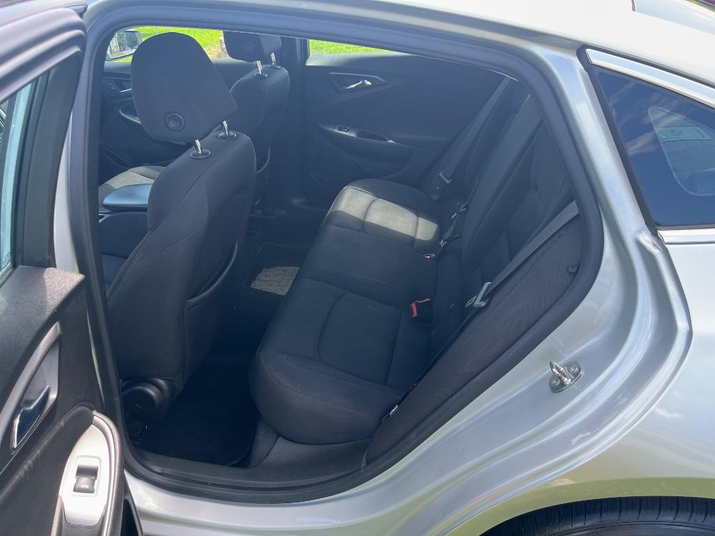 2019 Chevrolet Malibu - $12,995
