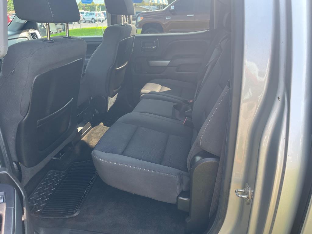 2015 Chevrolet Silverado - $9,995
