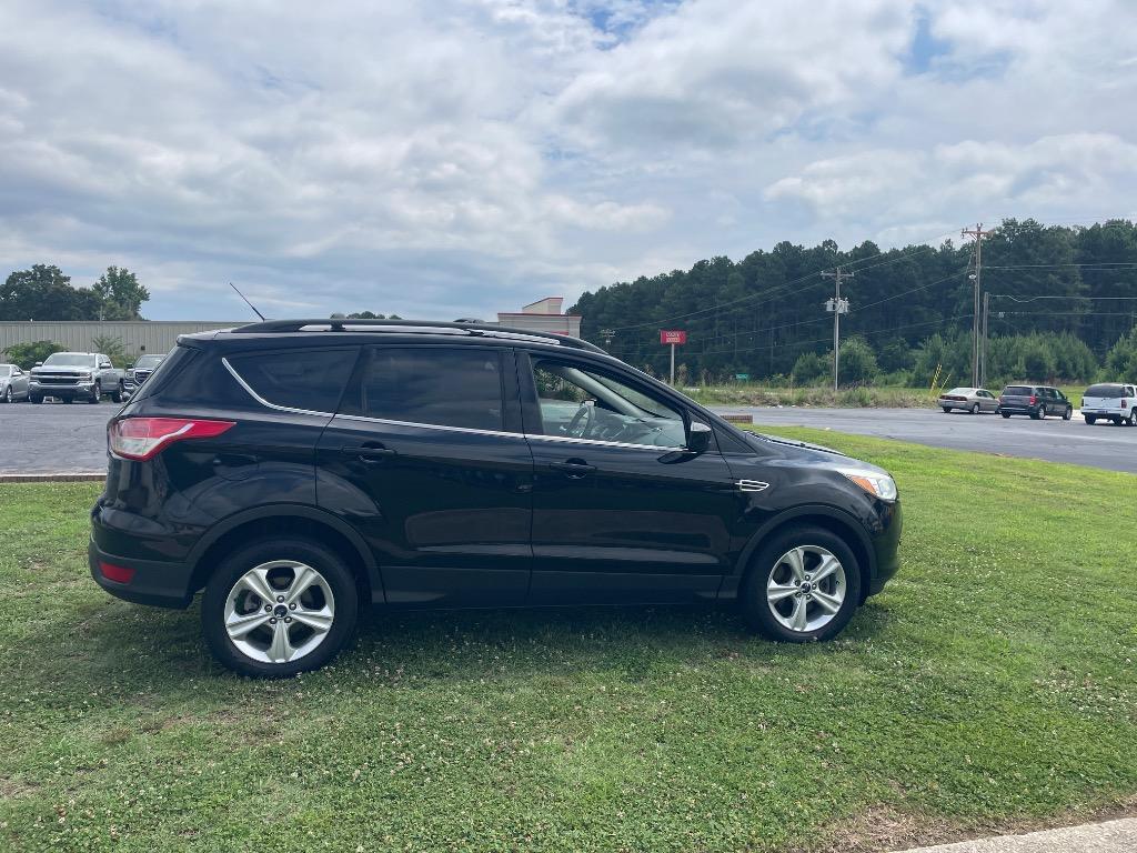 2016 Ford Escape - $8,995
