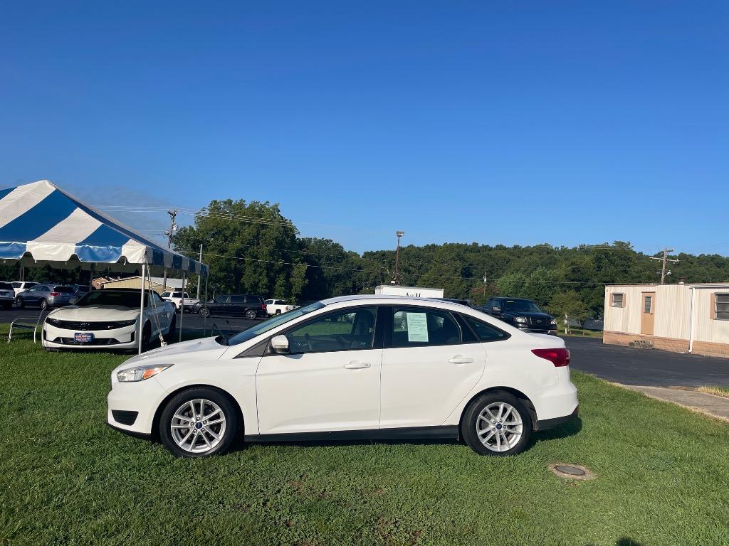 2017 Ford Focus - $8,995