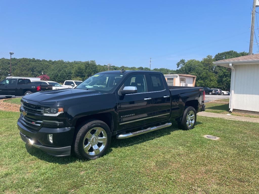 2016 Chevrolet Silverado - $23,995