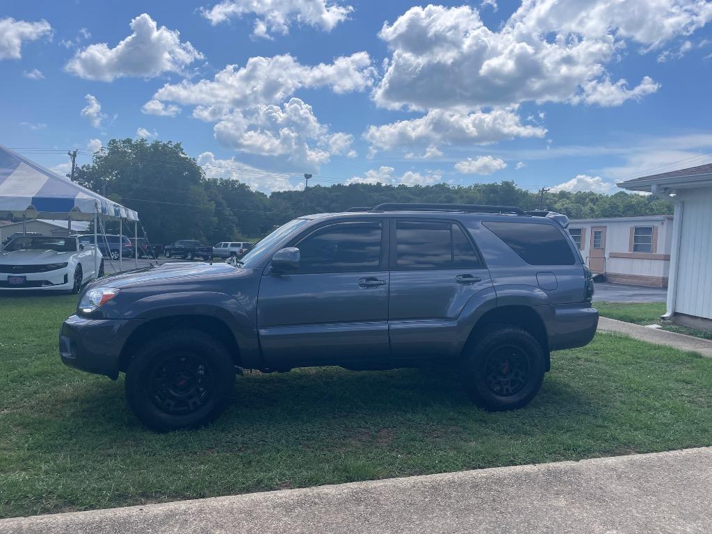 2006 Toyota 4Runner - $11,995