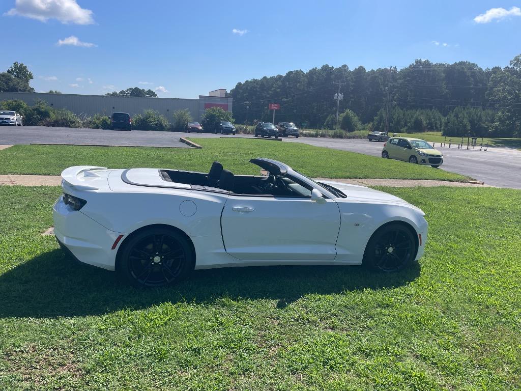 2020 Chevrolet Camaro - $26,995