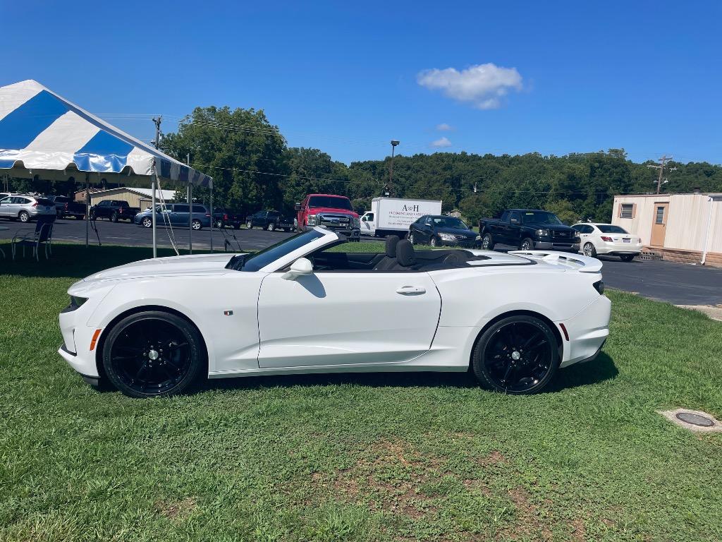 2020 Chevrolet Camaro - $26,995