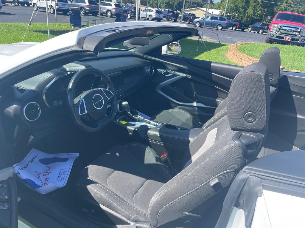2020 Chevrolet Camaro - $26,995