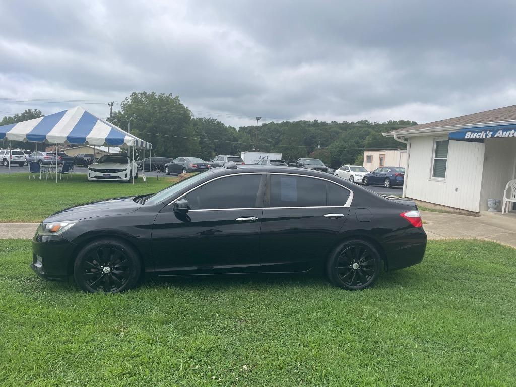 2014 Honda Accord - $10,995