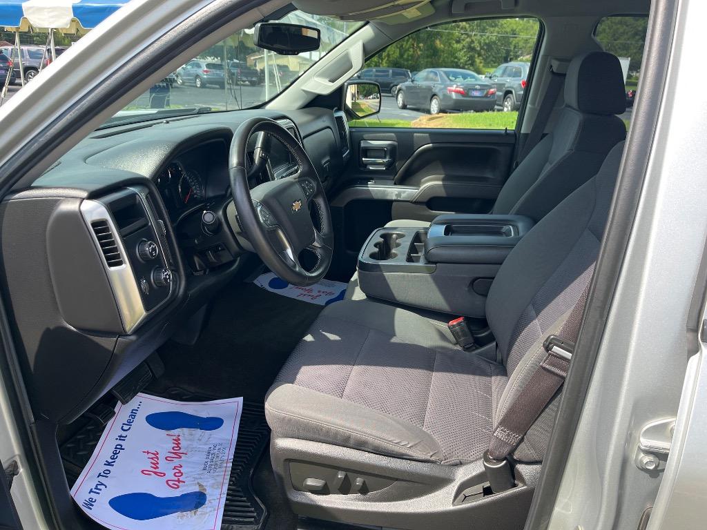 2017 Chevrolet Silverado - $17,995