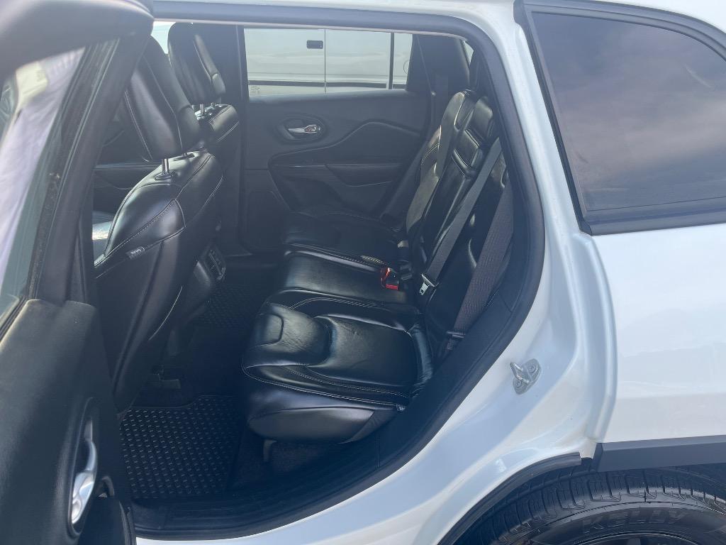 2016 Jeep Cherokee - $9,495