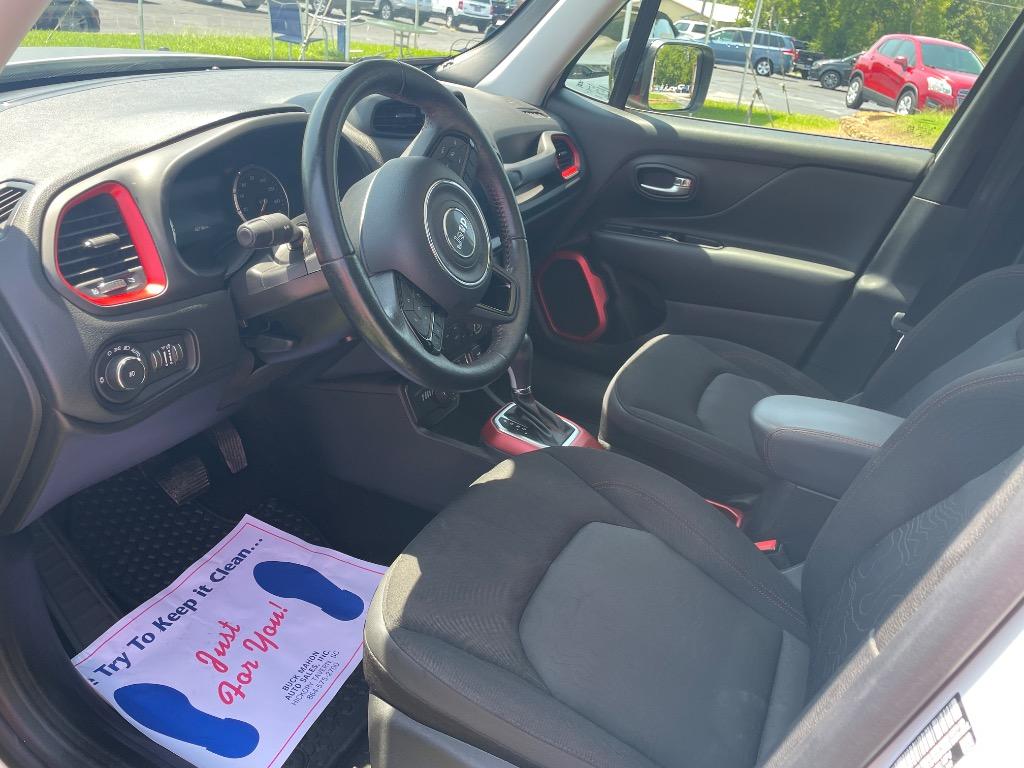 2022 Jeep Renegade - $21,995