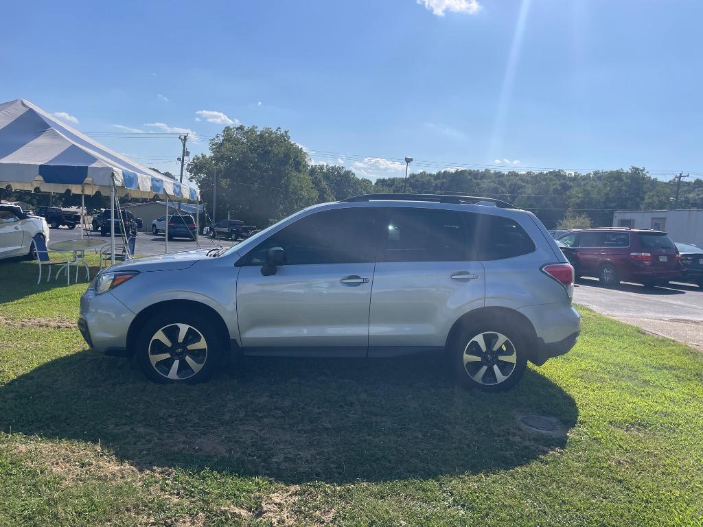 2018 Subaru Forester - $14,995