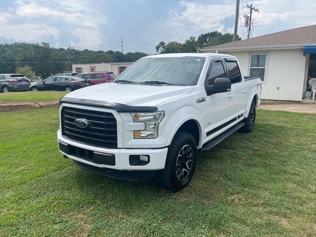 2016 Ford F-150 - $18,995
