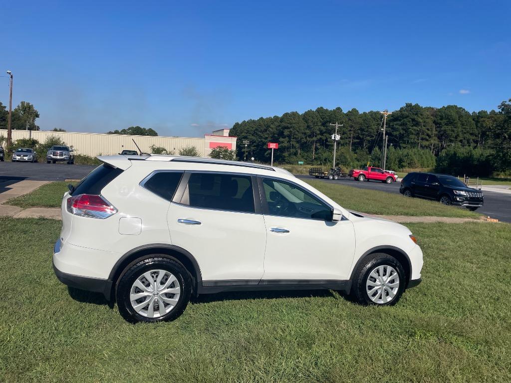 2016 Nissan Rogue - $11,995