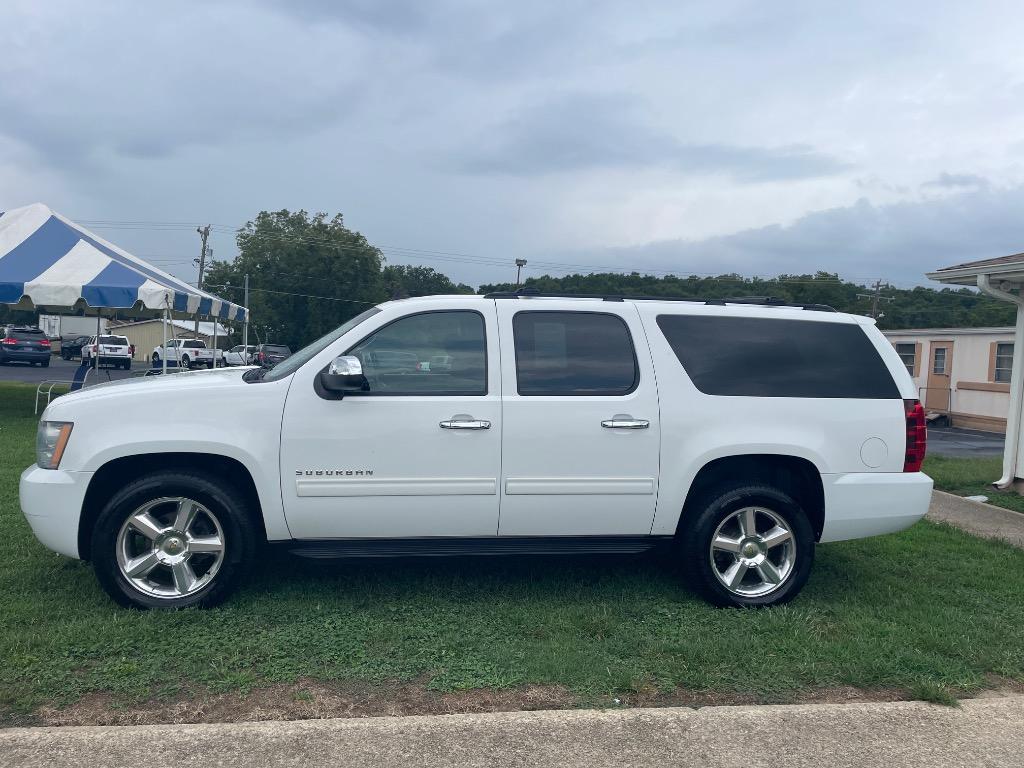 2012 Chevrolet Suburban - $9,995