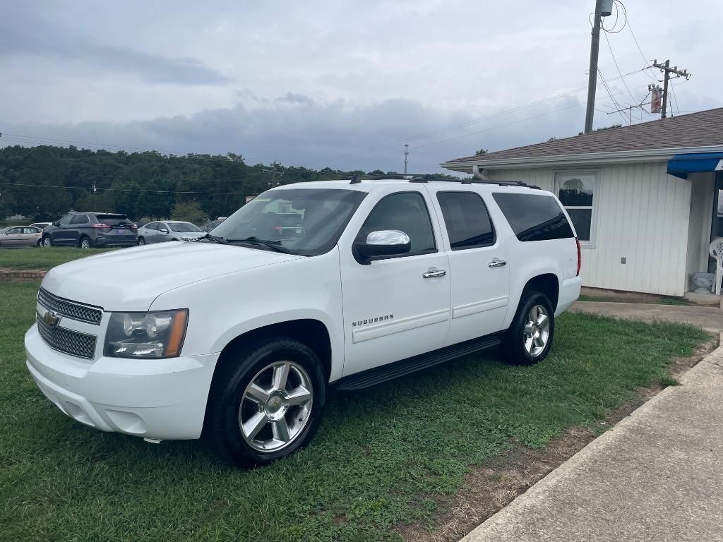 2012 Chevrolet Suburban - $9,995