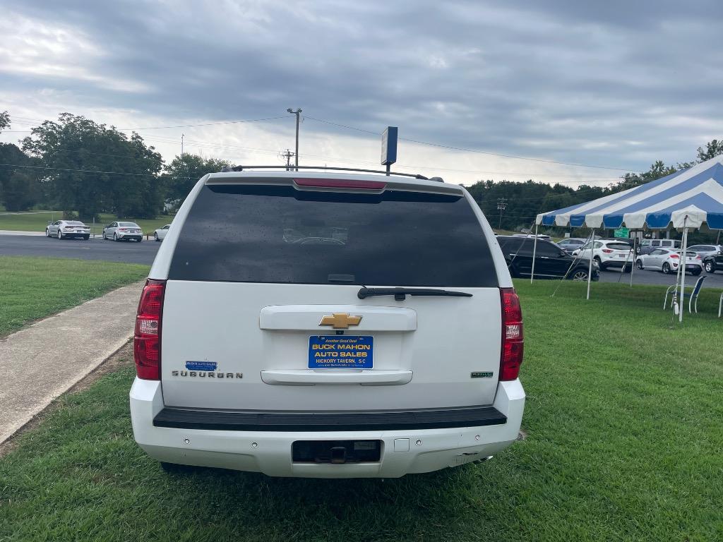 2012 Chevrolet Suburban - $9,995
