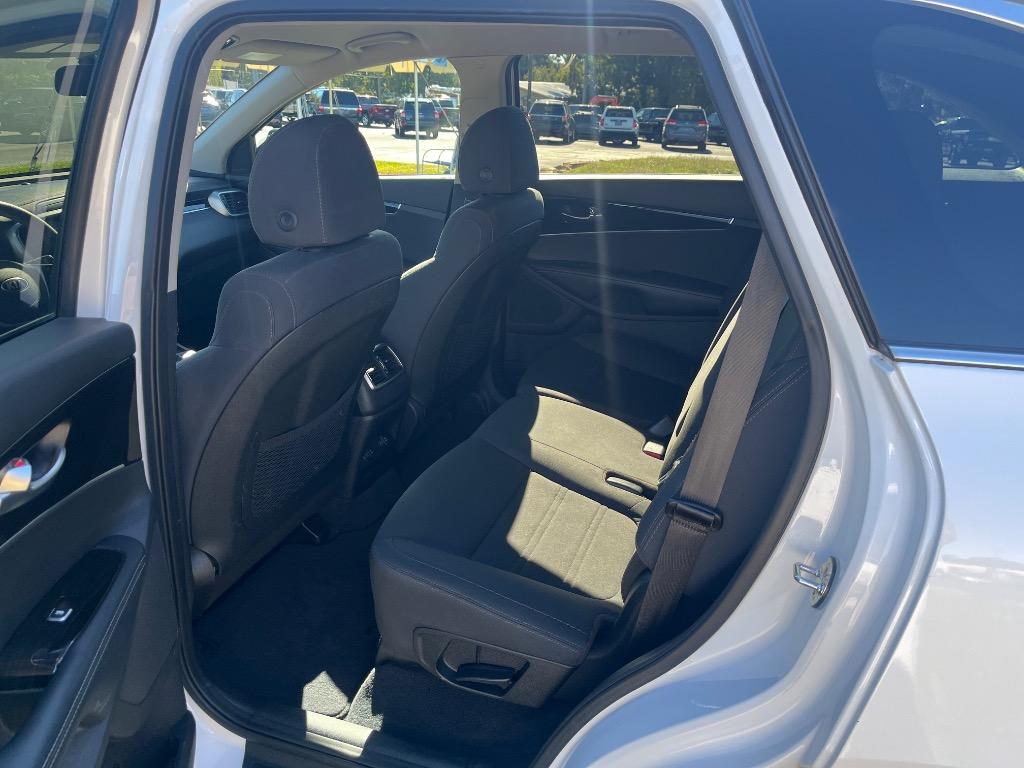 2020 Kia Sorento - $12,995