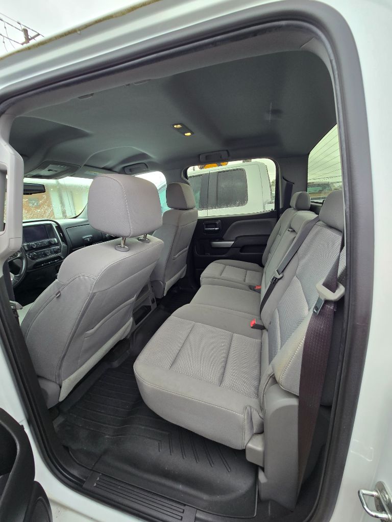 2017 Chevrolet Silverado - $23,950