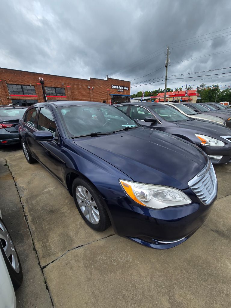 2013 Chrysler 200 - $13,950