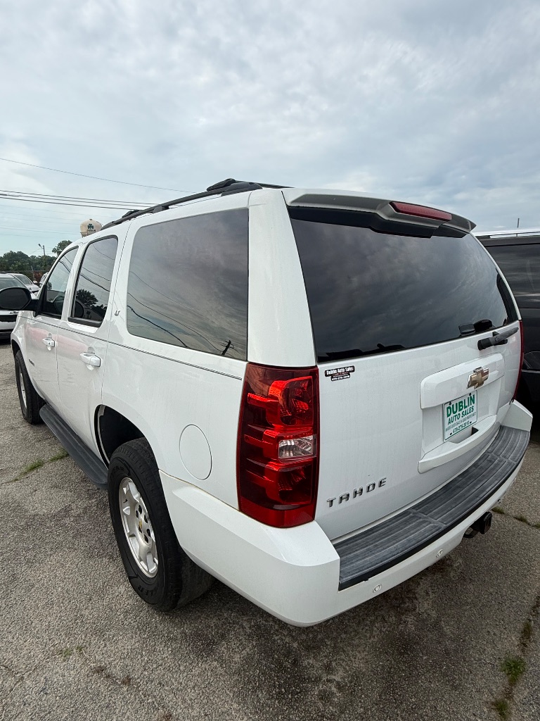 2011 Chevrolet Tahoe - $10,950