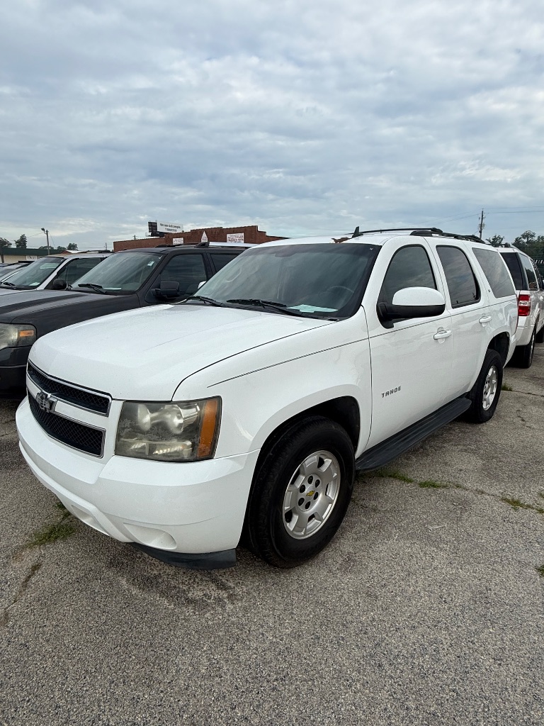2011 Chevrolet Tahoe - $10,950