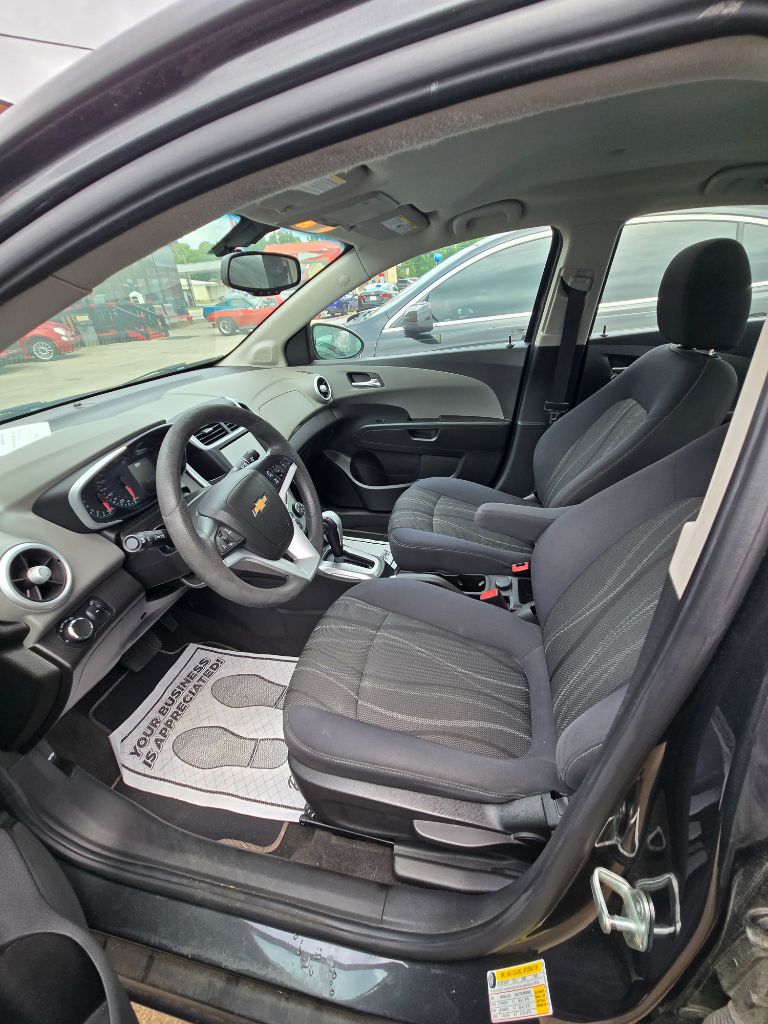 2017 Chevrolet Sonic - $14,950
