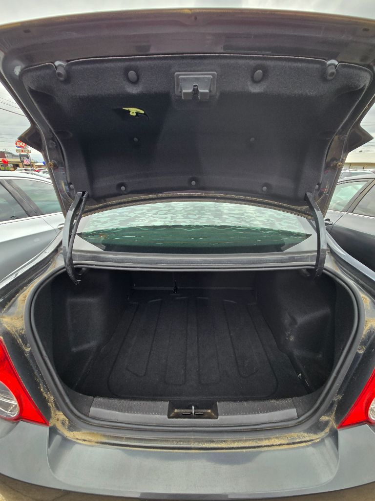 2016 Chevrolet Sonic - $9,950