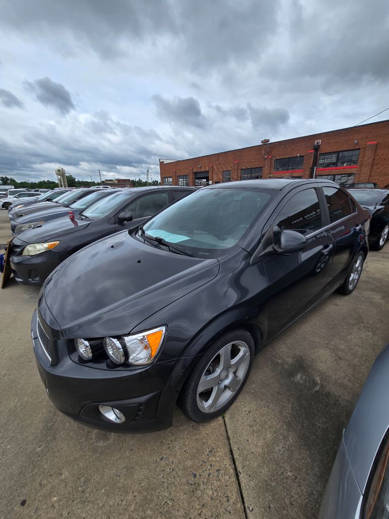 2016 Chevrolet Sonic - $9,950