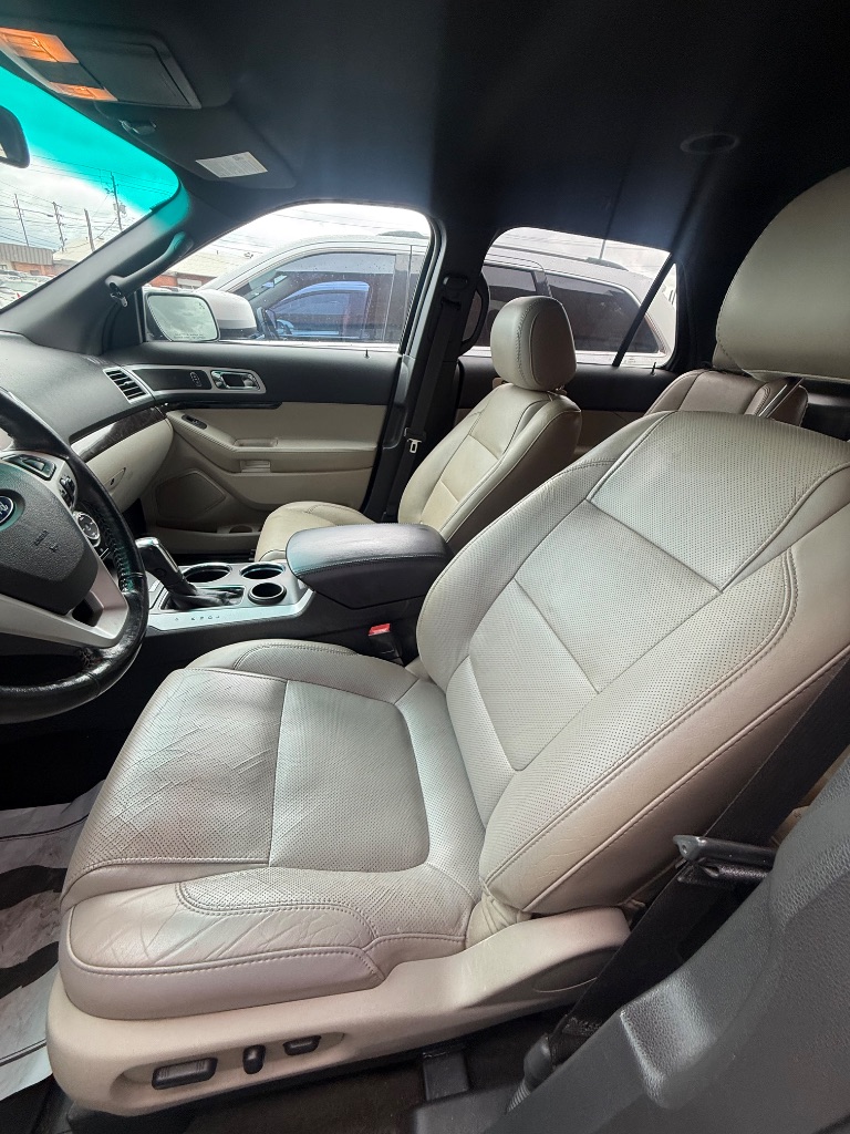 2014 Ford Explorer - $16,950