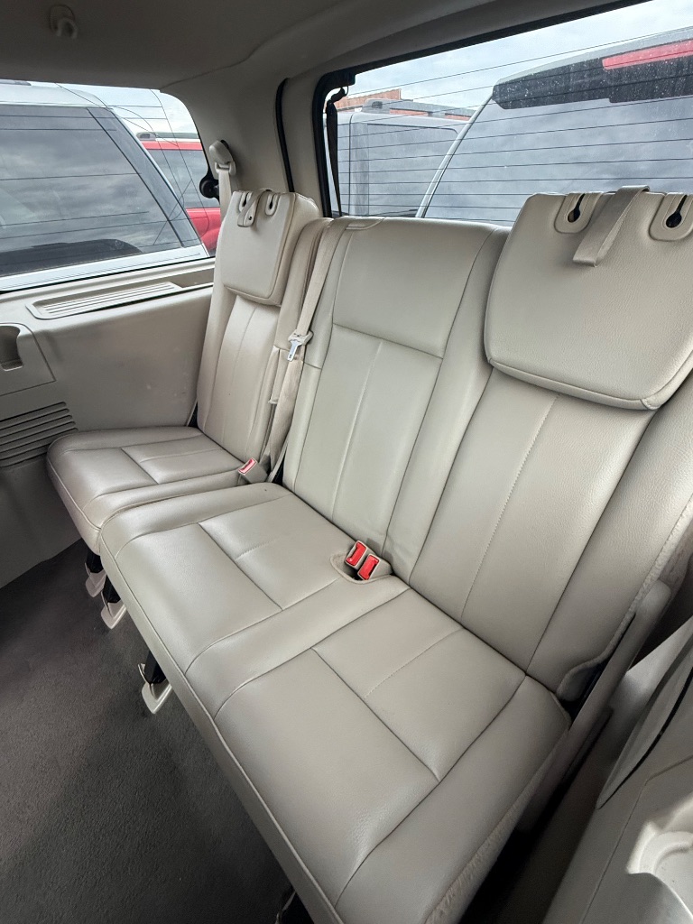 2007 Ford Expedition - $8,950