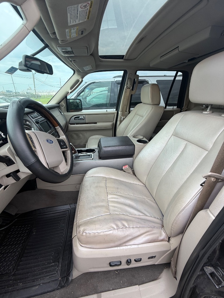 2007 Ford Expedition - $8,950