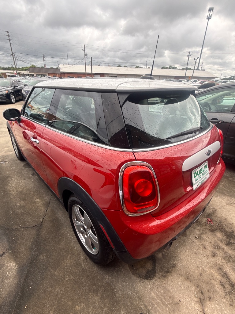 2014 MINI Hardtop - $14,950