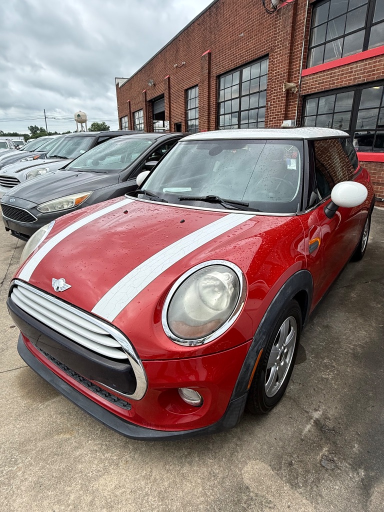 2014 MINI Hardtop - $14,950